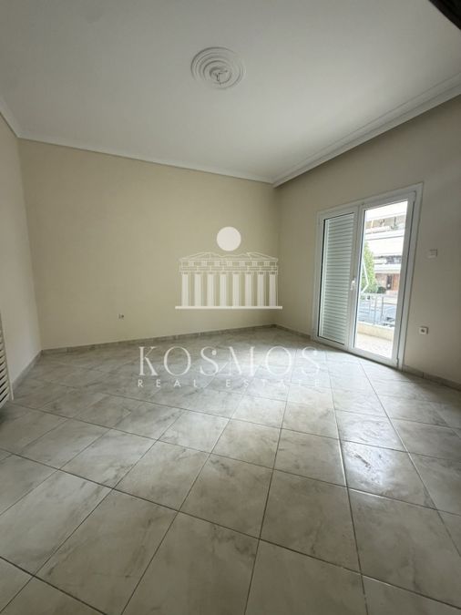 Photo 357819878