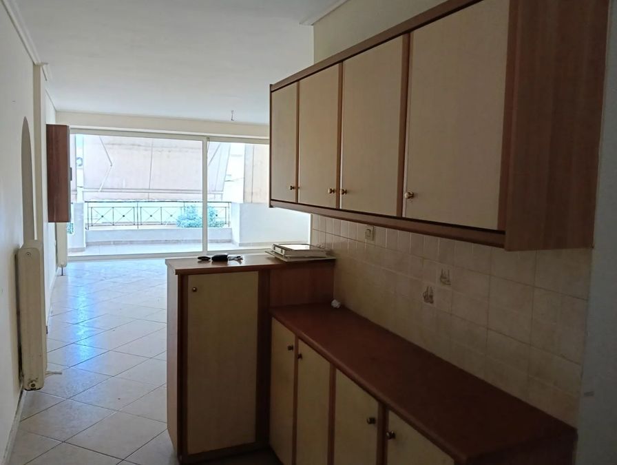 Photo 358390664