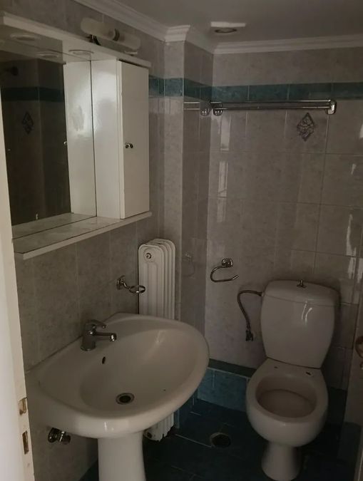 Photo 358390715