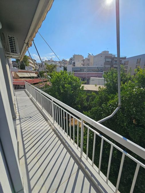 Photo 358509083