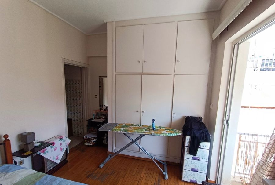 Photo 358935419