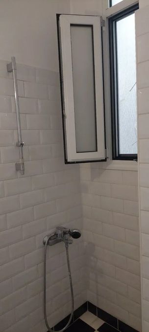 Photo 359490872