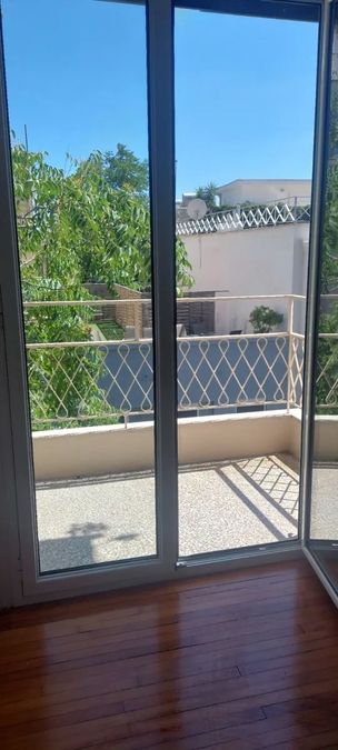 Photo 359490887