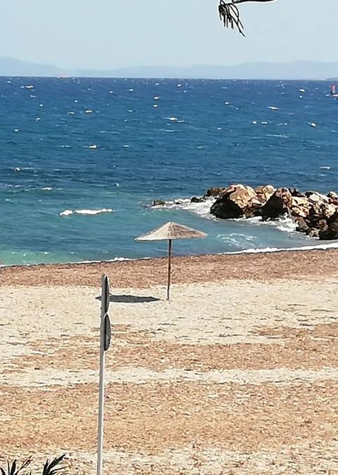 Photo 359978579
