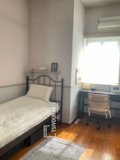 Photo 360047006