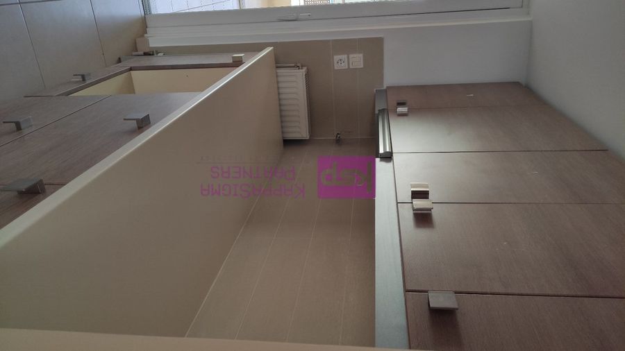 Photo 360097172