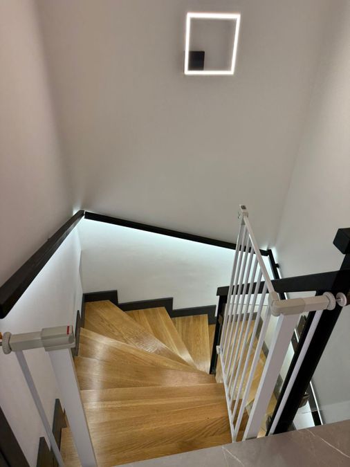 Photo 360100448