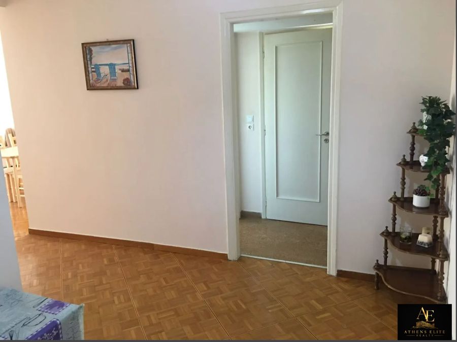 Photo 360120356