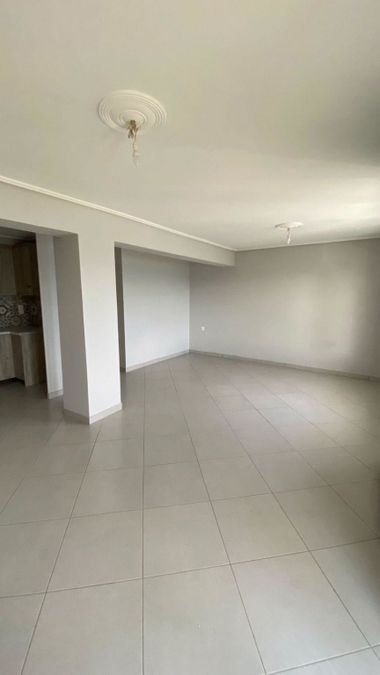 Photo 360140297