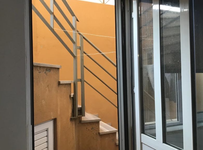 Photo 360270719