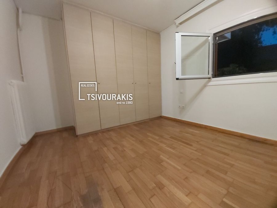 Photo 360297530