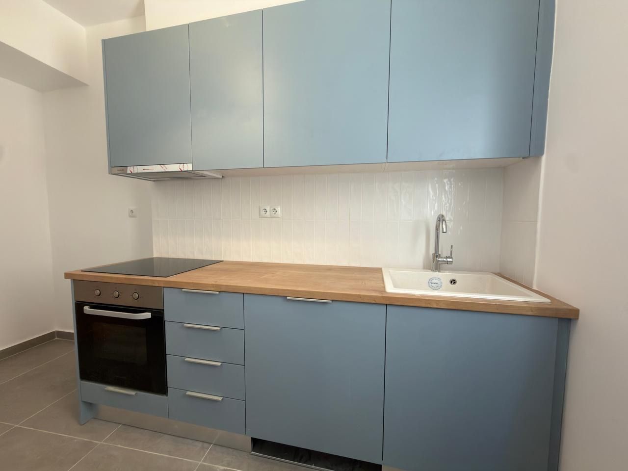 Apartment, 36 m², for rent in Polygono – photo 2
