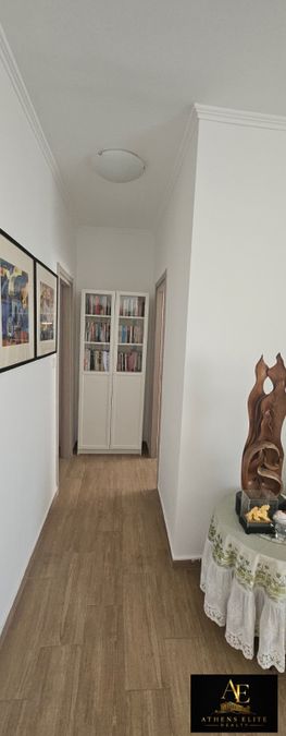 Photo 360347123