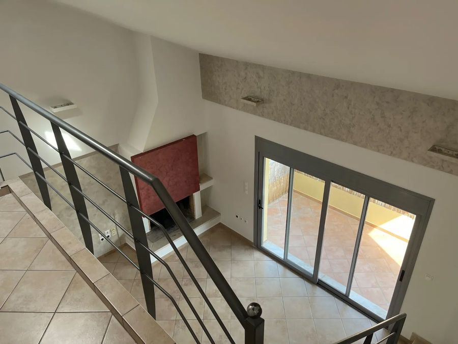Photo 360620417