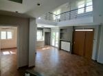 Photo 360625643