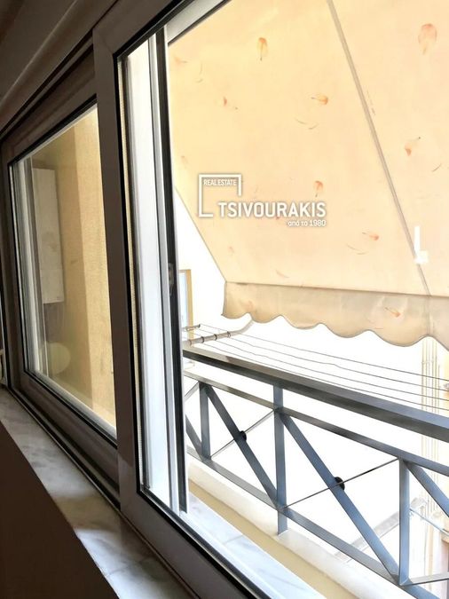 Photo 360702887