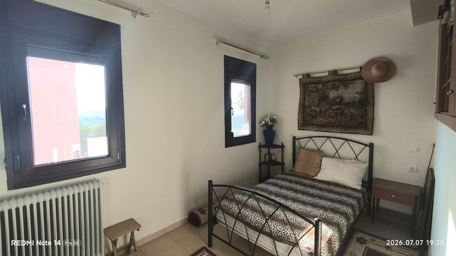 Photo 360810629