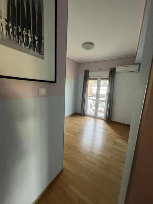 Photo 361185659