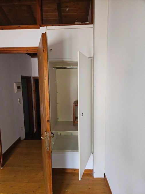 Photo 364063691