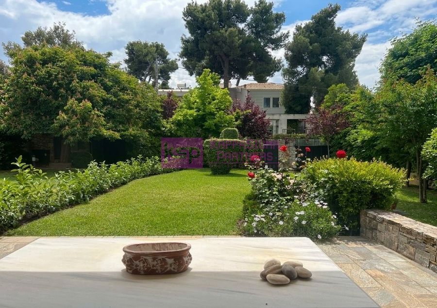 Photo 364526261