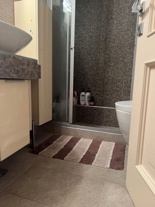 Photo 364697843