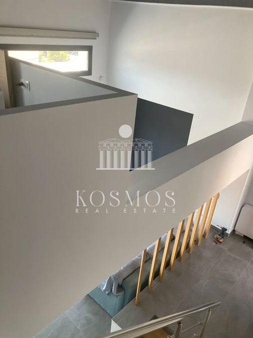 Photo 364806791
