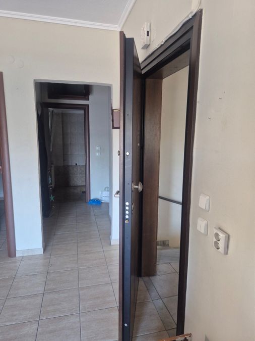 Photo 364843439