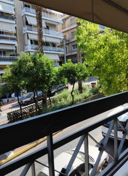 Photo 365870303