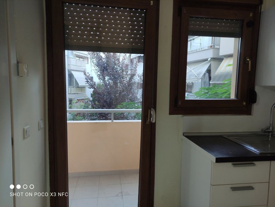 Photo 366909020