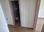 Photo 367436813