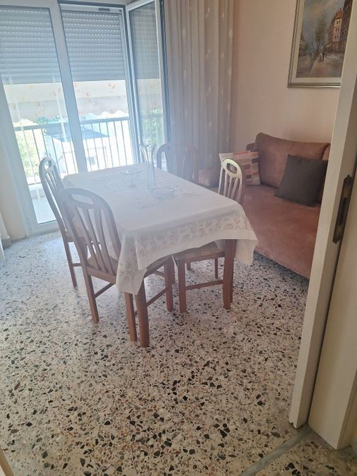 Photo 367504571