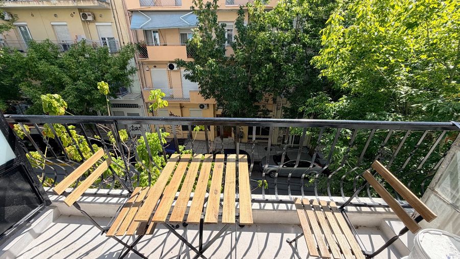 Photo 367537202