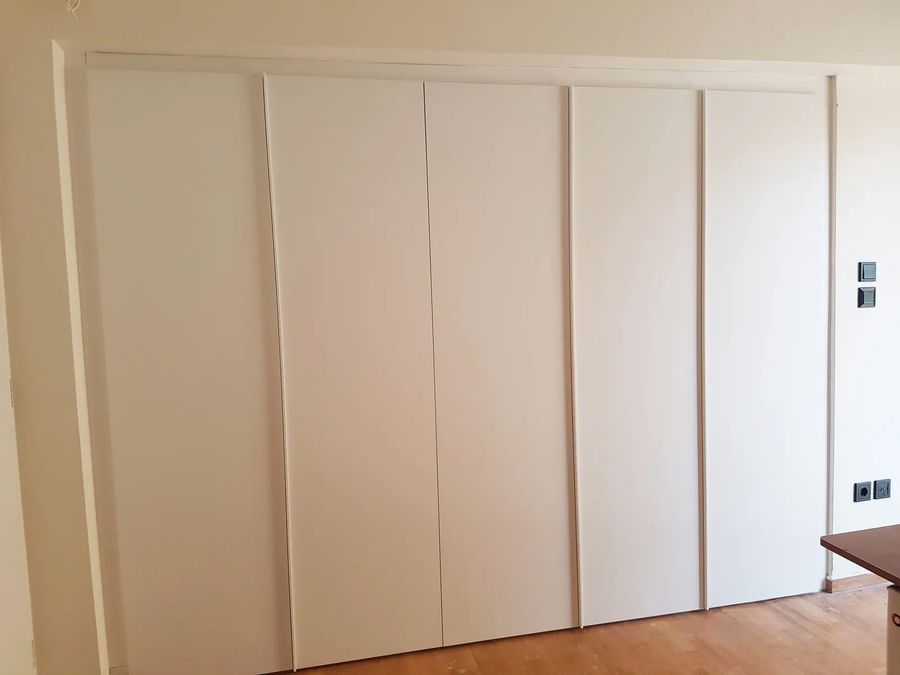 Photo 367545824