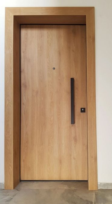 Photo 367545890