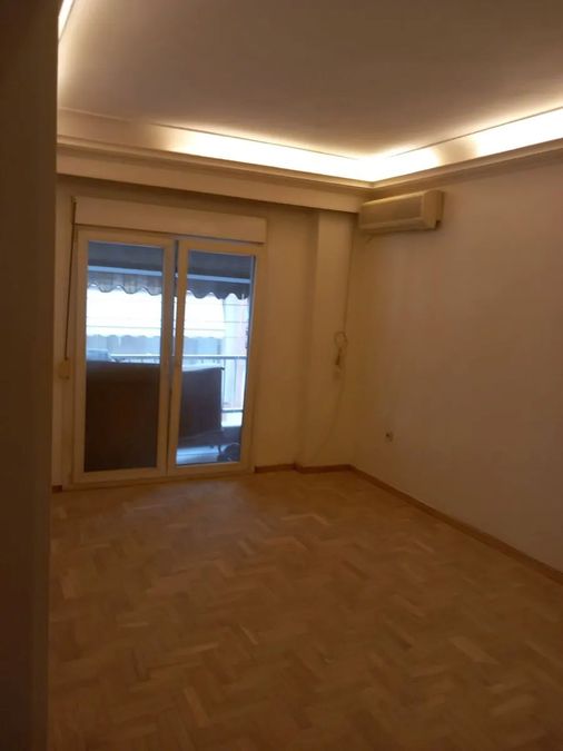 Photo 367656494