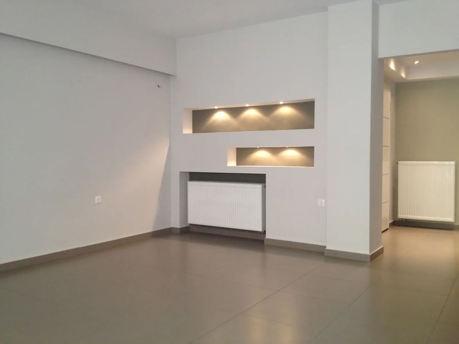 Photo 367688849