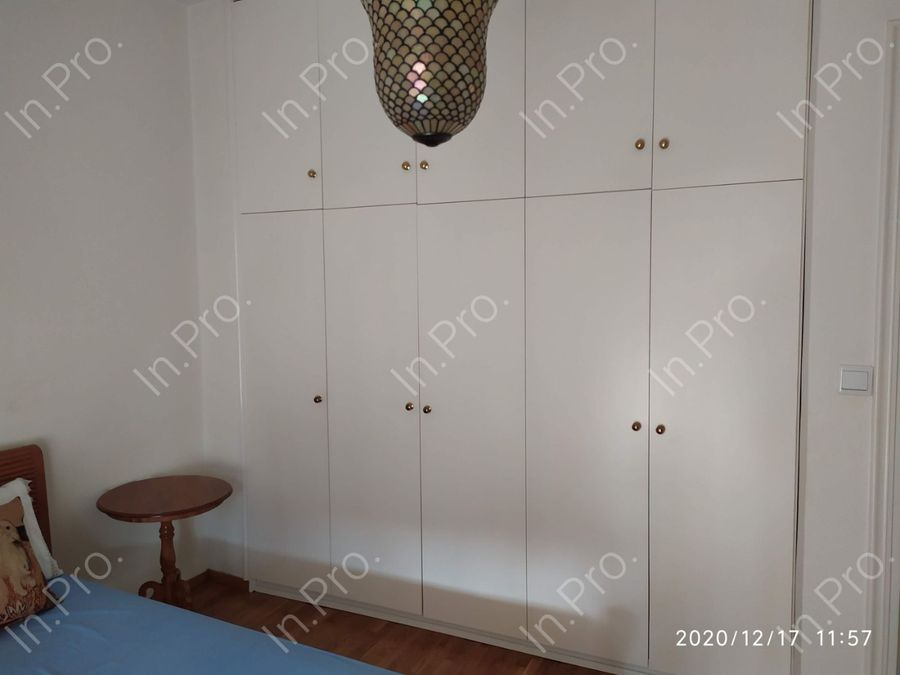 Photo 368216696