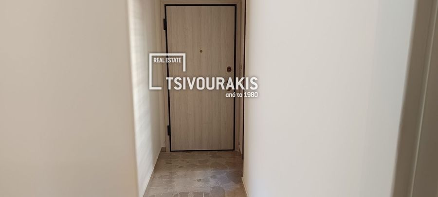 Photo 368686631