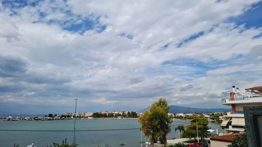 Photo 368758937