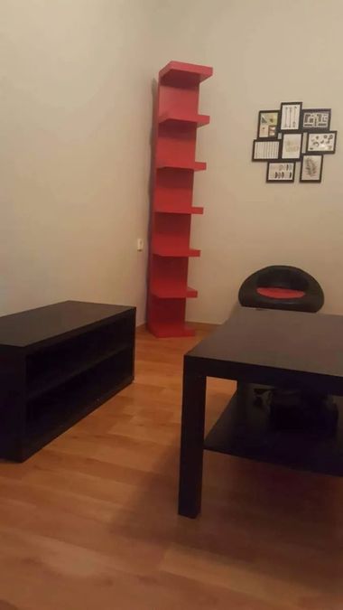 Photo 368778860