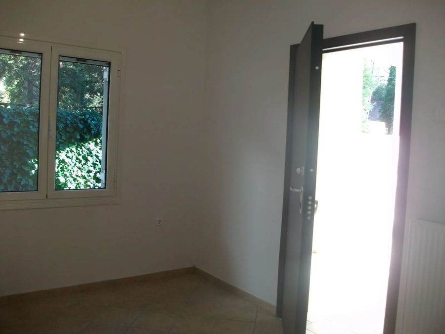 Photo 368798849