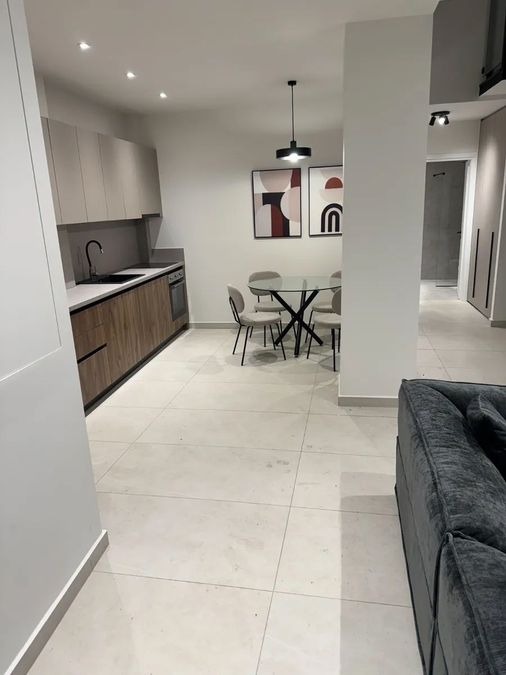 Photo 368799026