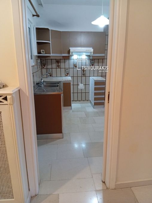 Photo 368865305