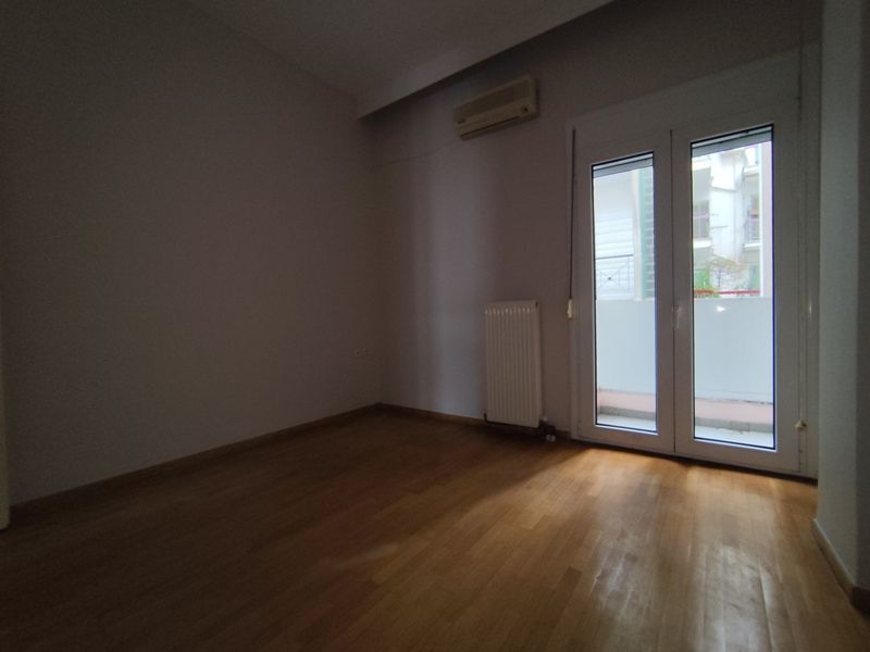 Photo 368956169