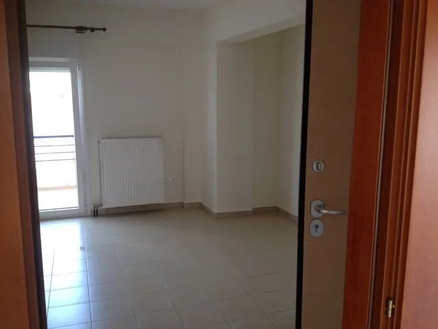 Photo 369032756