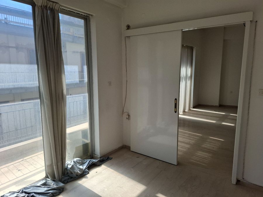 Photo 369063362