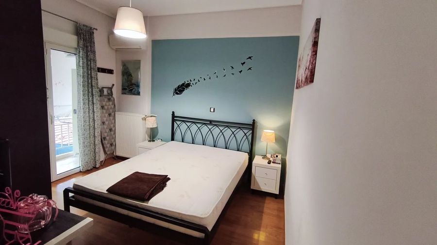 Photo 369174236