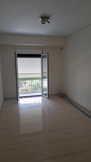Photo 369179639
