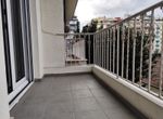 Photo 369220523