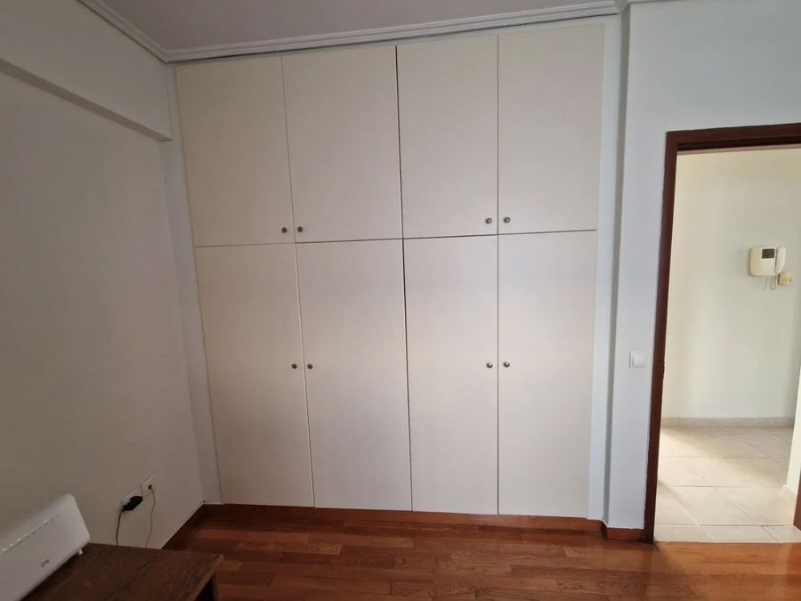 Photo 369347999